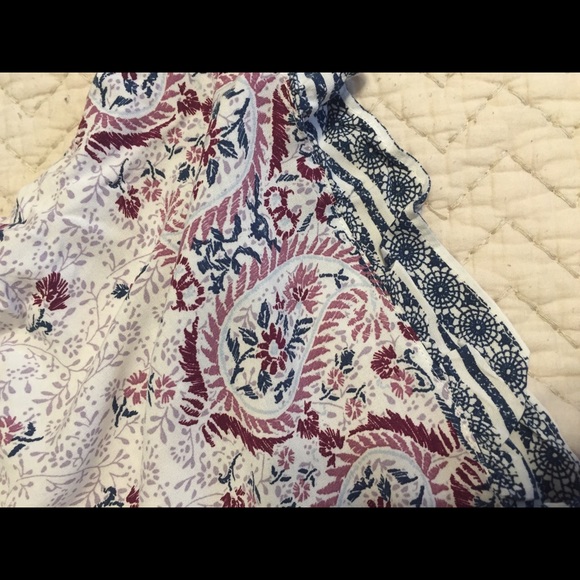 Floral ROMPER - Picture 4 of 4